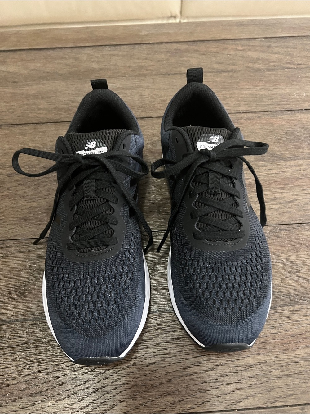 New Balance Women’s Slate blue and White Knit Running Sneakers